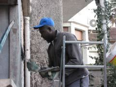 Michael helping us rendering back wall