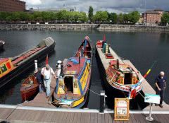 Bristish Waterways boats, parade the docks