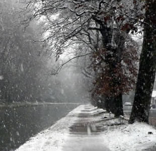 Canal du Midi in the snow