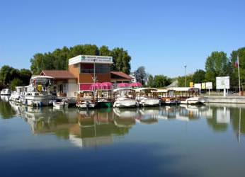 Buzet Port